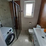 Apartament Zielony *